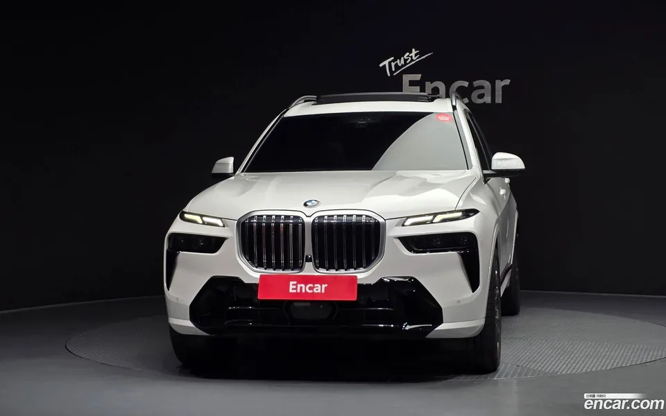 BMW X7 xDrive 40i M 7 2024 — thumbnail 3