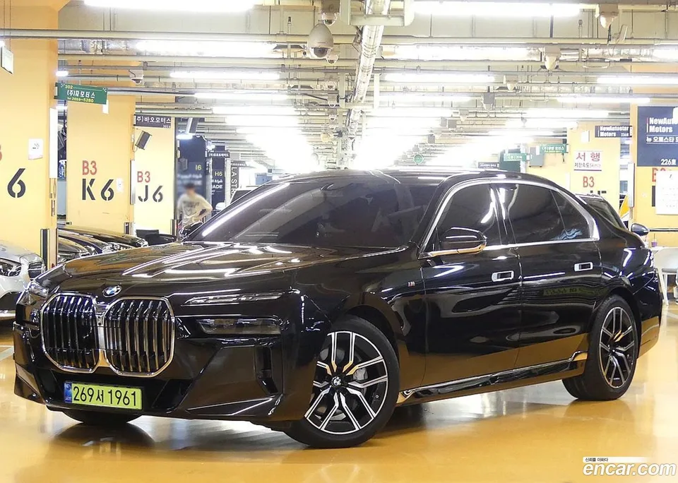 BMW 7 Series 2025
