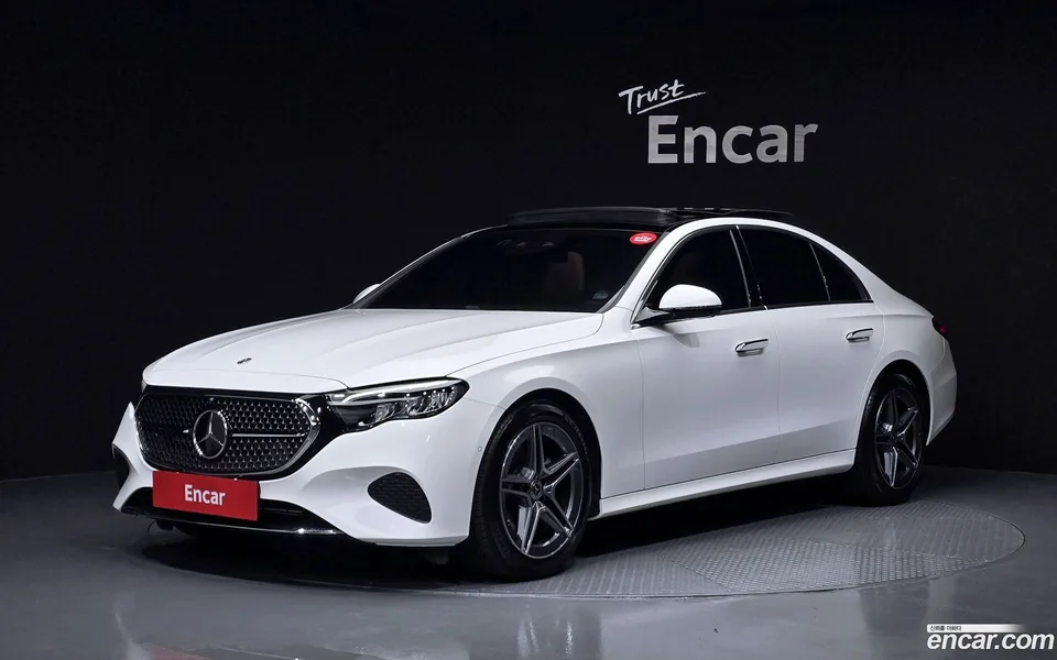 Mercedes-Benz E-Class E200 2024 — photo 1, buy with delivery to Moscow