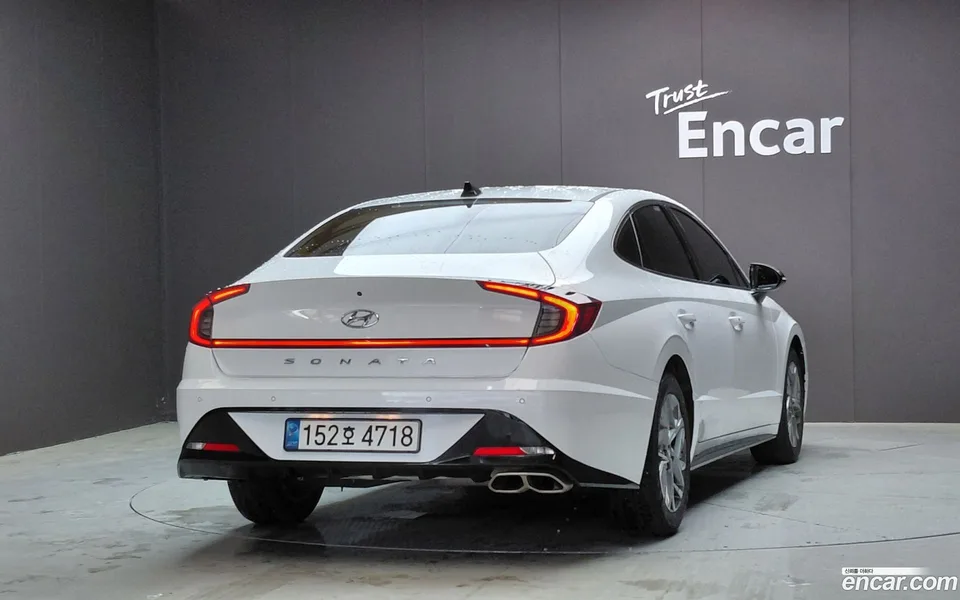 Hyundai Sonata 1.6 2022 — thumbnail 4