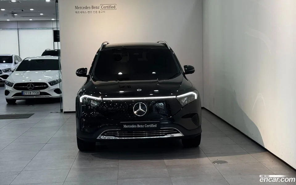 Mercedes-Benz EQB EQB300 4MATIC 2025 — миниатюра 3