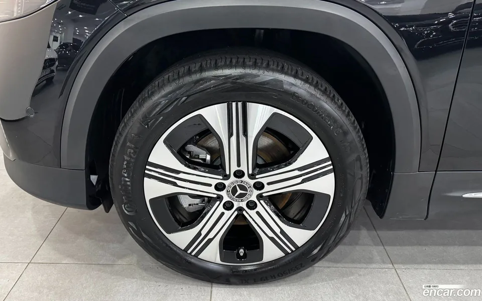 Mercedes-Benz EQB EQB300 4MATIC 2025 — миниатюра 5