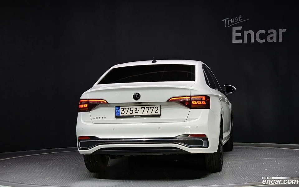 Volkswagen Jetta 1.5 TSI 2023 — thumbnail 4