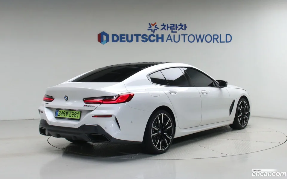 BMW 8 Series M850i xDrive M 2025 — thumbnail 2
