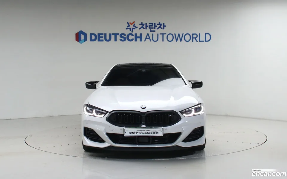 BMW 8 Series M850i xDrive M 2025 — thumbnail 3