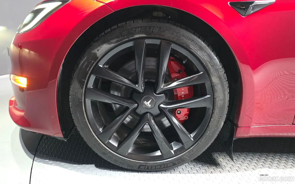 Tesla Model S AWD 2023 — thumbnail 2