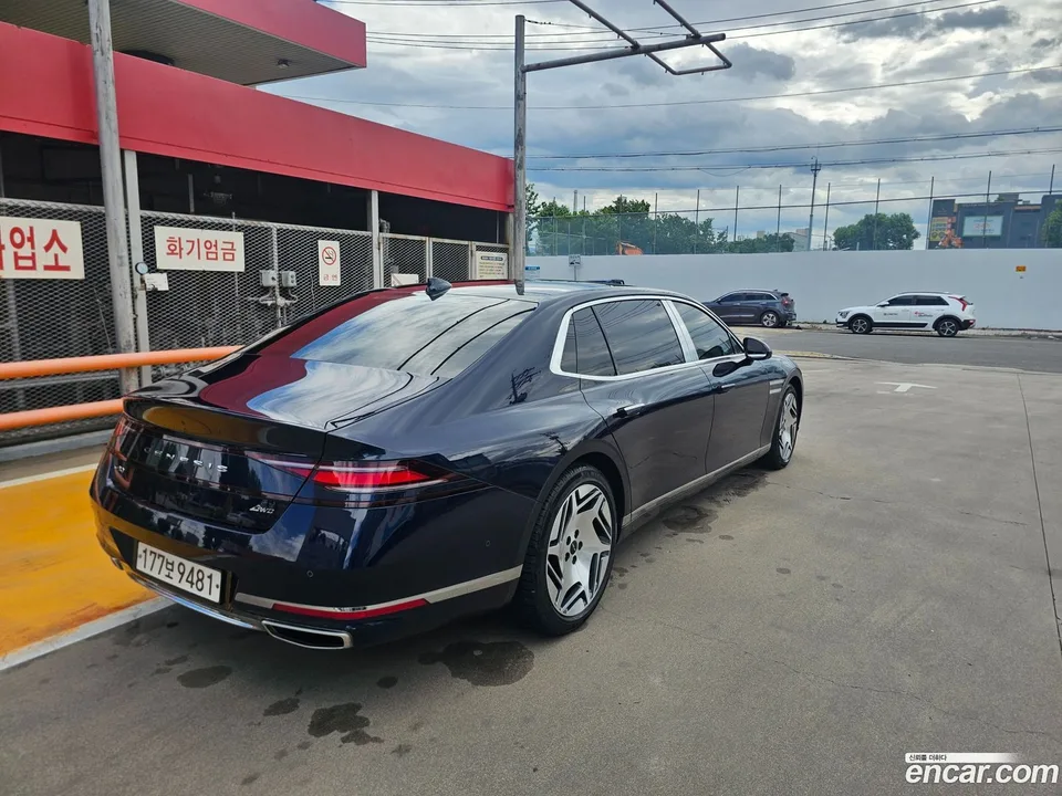 Genesis G90 3.5 e-S/C AWD LWB 2022 — миниатюра 2