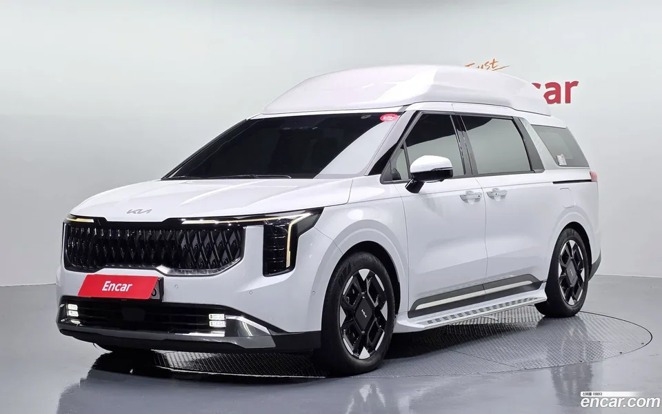Kia Carnival 9 () 2024 — photo 1, buy with delivery to Moscow