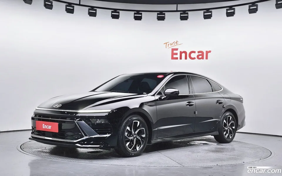 Hyundai Sonata The Edge 1.6 2023 — photo 1, buy with delivery to Moscow