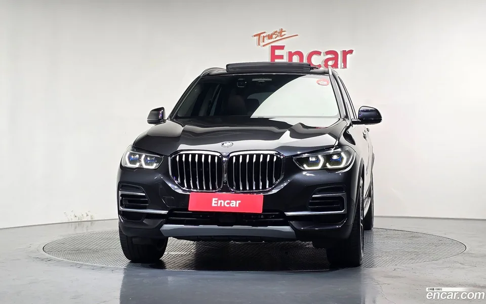 BMW X5 xDrive 40i xLine 2022 — thumbnail 3