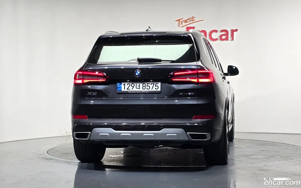 BMW X5 xDrive 40i xLine 2022 — thumbnail 4