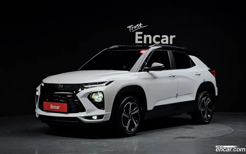 Chevrolet Trailblazer 1.3 2WD 2022 — photo 1, buy with delivery to Moscow