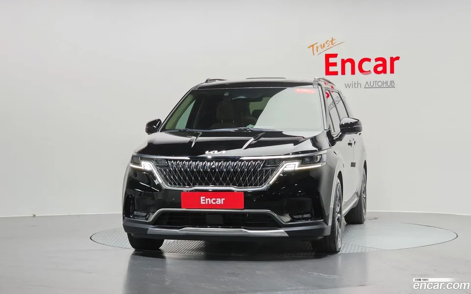 Kia Carnival 9 2022 — thumbnail 3