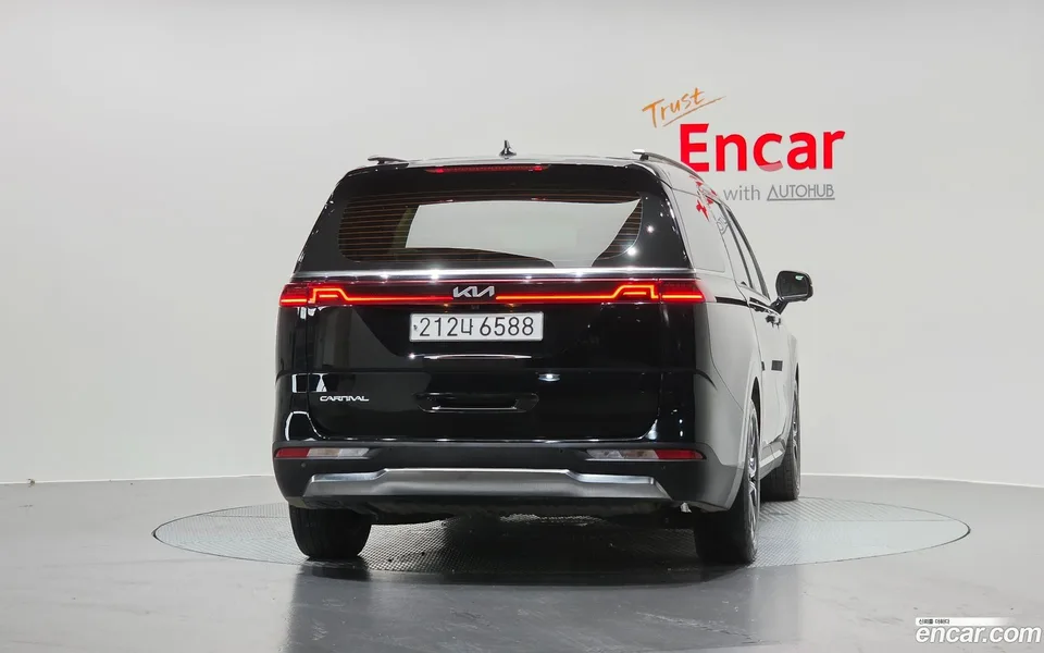 Kia Carnival 9 2022 — thumbnail 4