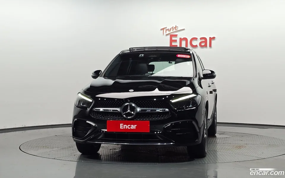 Mercedes-Benz GLA-Class GLA250 4MATIC 2025 — thumbnail 3