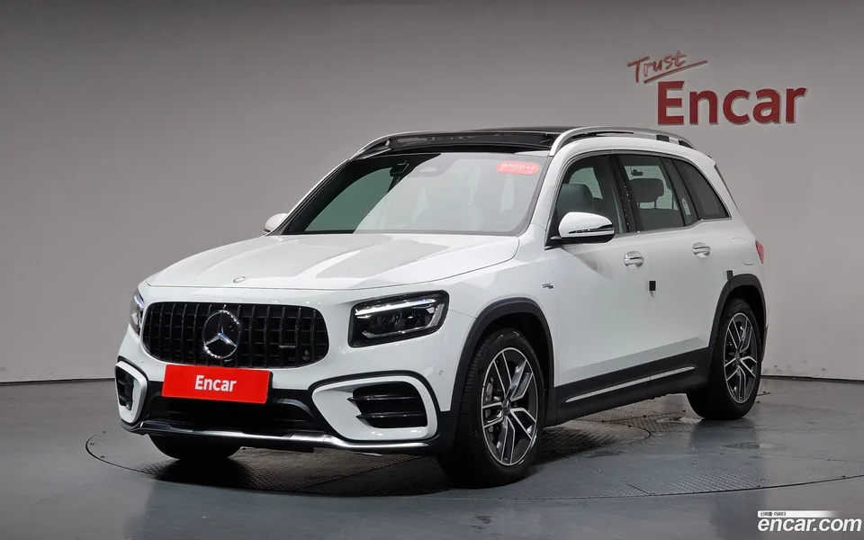 Mercedes-Benz GLB-Class 2025