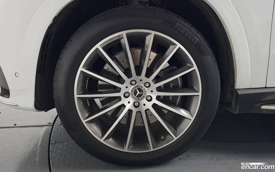 Mercedes-Benz GLE-Class GLE450 4MATIC 2025 — thumbnail 2