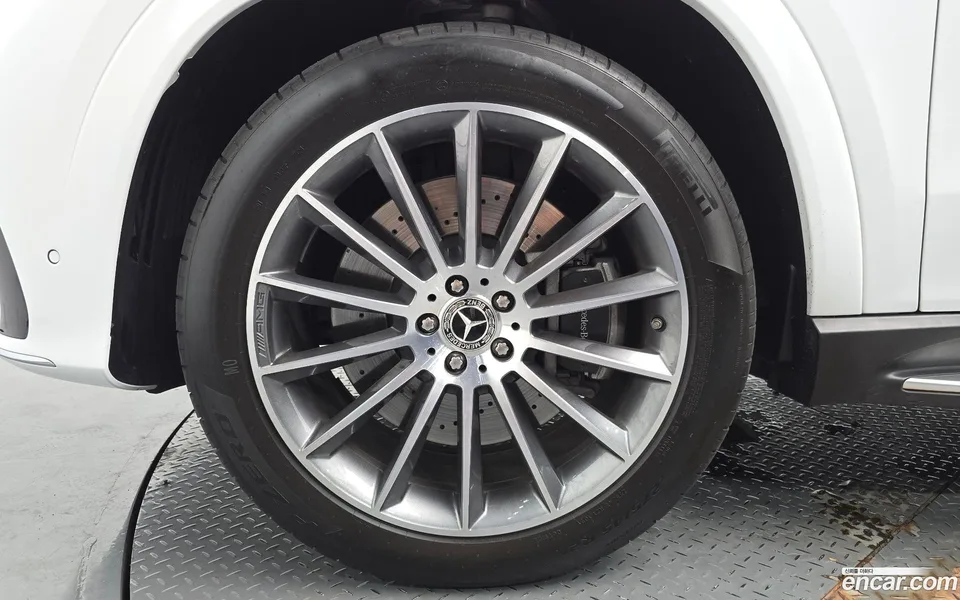 Mercedes-Benz GLE-Class GLE450 4MATIC 2025 — thumbnail 2