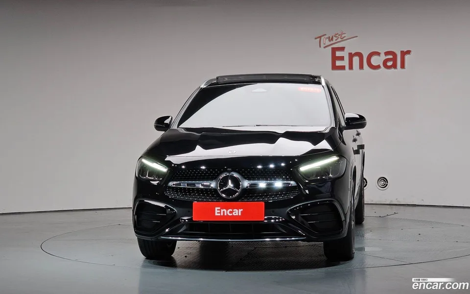 Mercedes-Benz GLA-Class GLA250 4MATIC 2025 — thumbnail 3