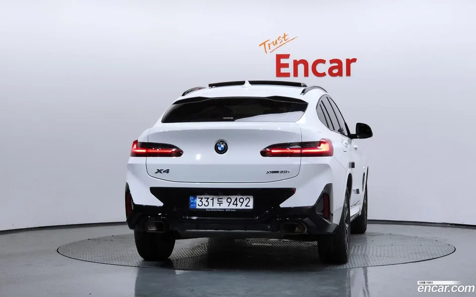BMW X4 xDrive20i M 2022 — thumbnail 4