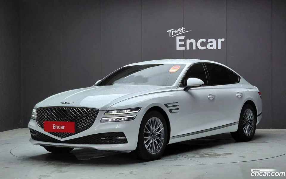 Genesis G80 2.5 AWD 2023 — photo 1, buy with delivery to Moscow