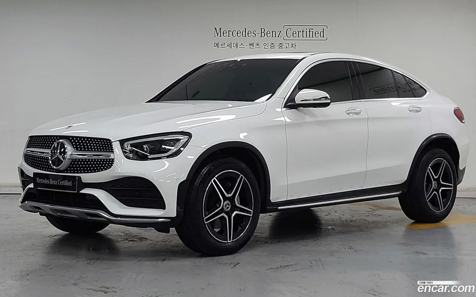 Mercedes-Benz GLC-Class GLC300 4MATIC 2022 — photo 1, buy with delivery to Moscow
