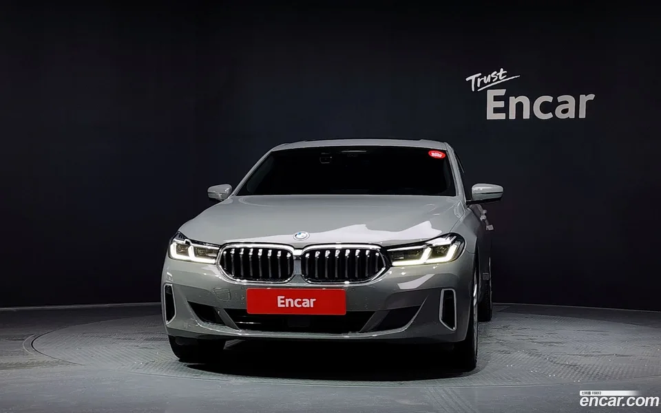 BMW 6 Series GT 630i xDrive 2022 — thumbnail 3