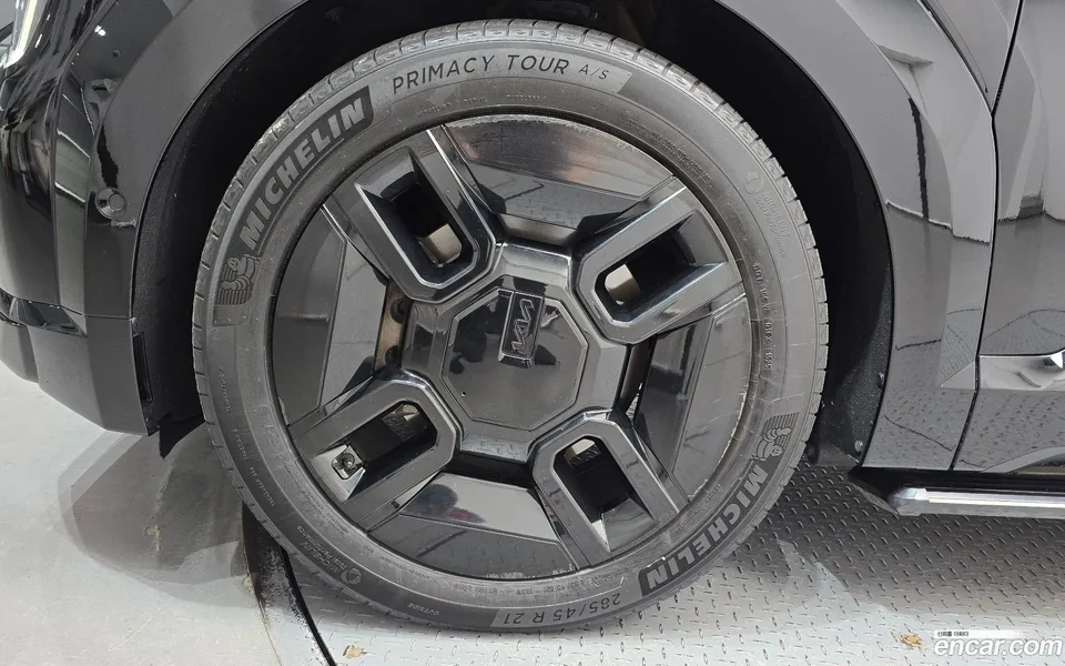 Kia EV9 4WD 2023 — thumbnail 5