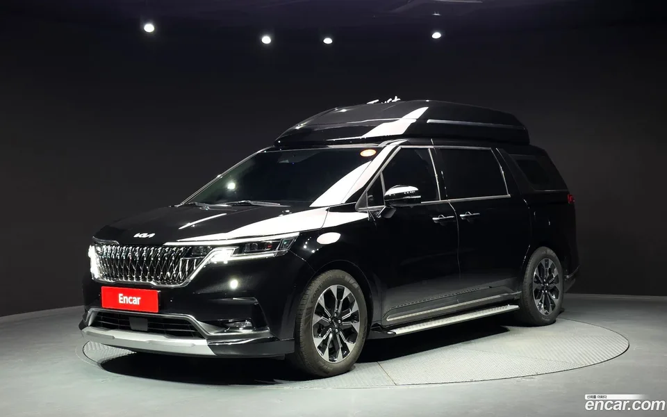 Kia Carnival 9 2023 — photo 1, buy with delivery to Moscow