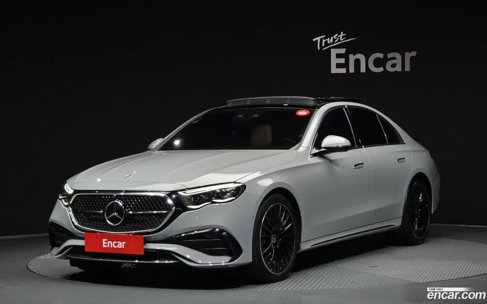 Mercedes-Benz E-Class E300 4MATIC AMG Line 2024 — photo 1, buy with delivery to Moscow