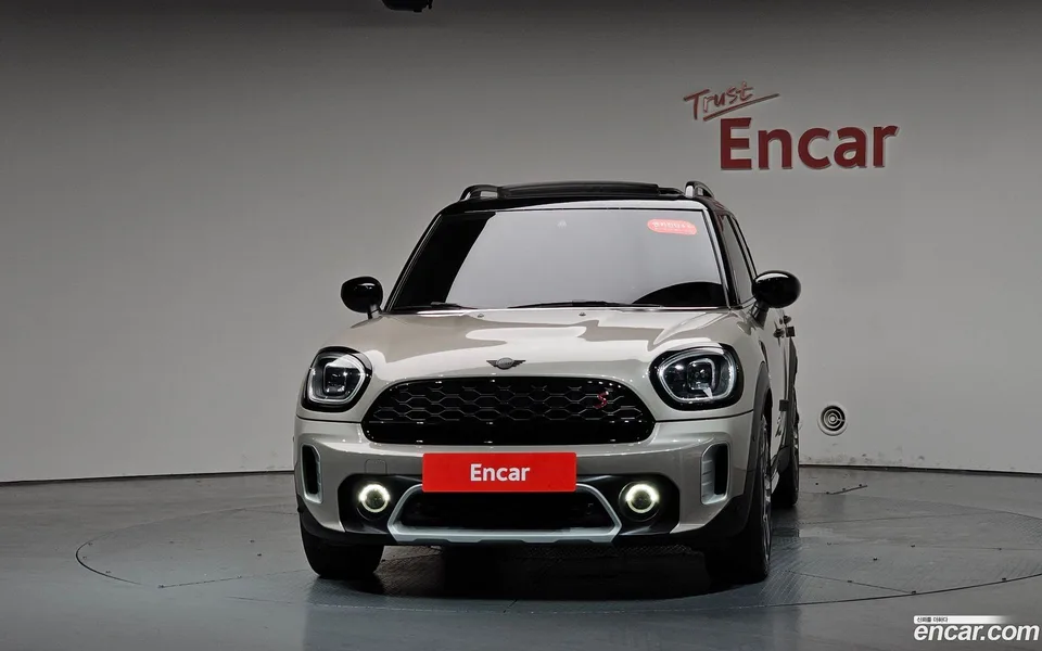 MINI Cooper S Countryman ALL4 2023 — thumbnail 3