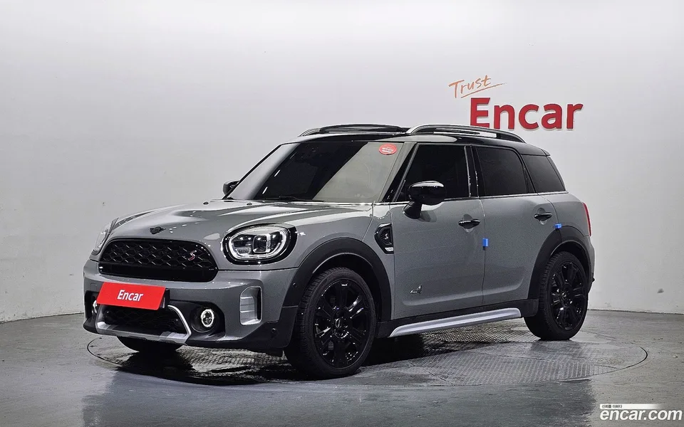 MINI Cooper S Countryman ALL4 2022 — photo 1, buy with delivery to Moscow