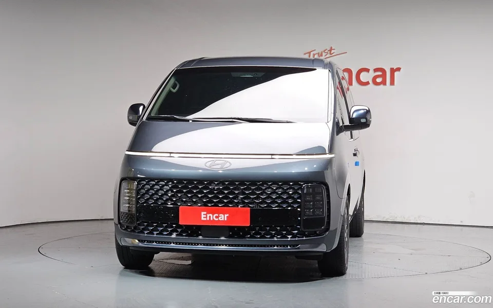 Hyundai Staria HEV 1.6 9 2024 — thumbnail 3