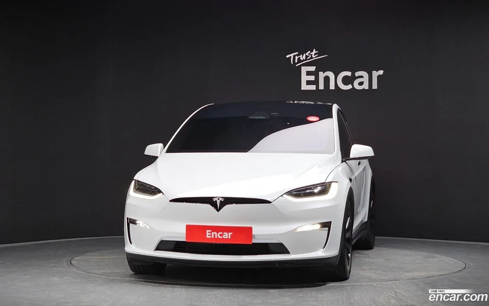 Tesla Model X AWD 2023 — thumbnail 3