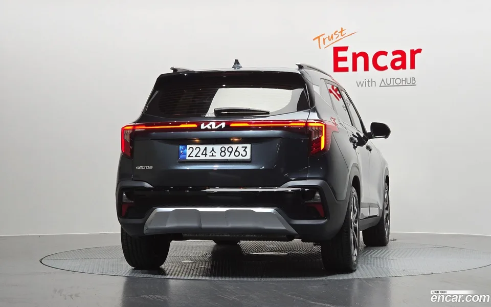 Kia Seltos 1.6 2WD 2023 — thumbnail 4