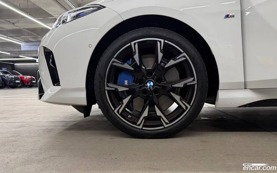 BMW 2 Series Gran Coupe 228 xDrive M 2025 — thumbnail 2