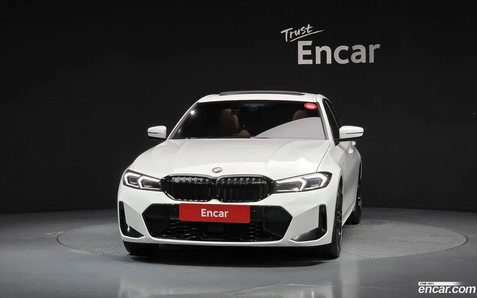 BMW 3 Series 320i M 2023 — миниатюра 3