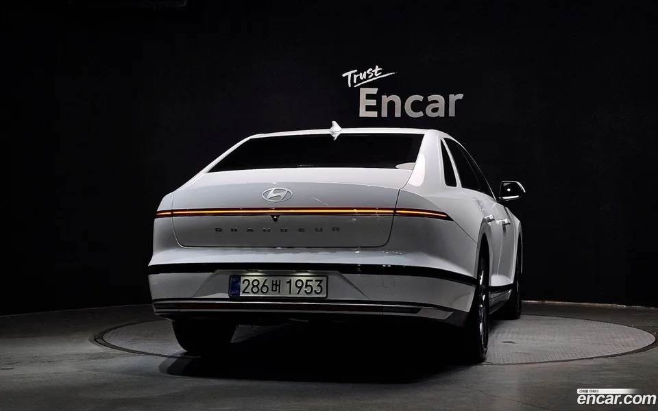Hyundai Grandeur 2.5 2WD 2025 — thumbnail 4