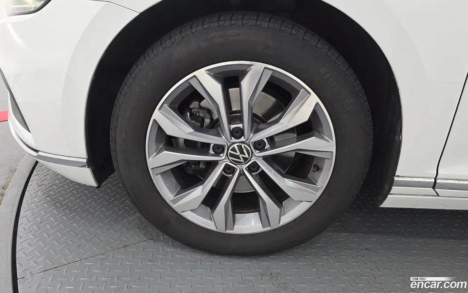 Volkswagen Passat GT 2.0 TDI 2022 — thumbnail 5