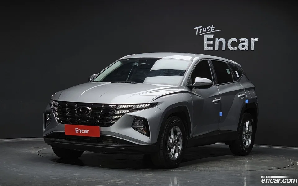 Hyundai Tucson 2.0 4WD 2023 — photo 1, buy with delivery to Moscow