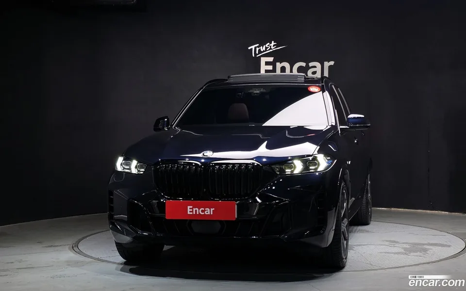 BMW X5 xDrive 40i M 2025 — thumbnail 3