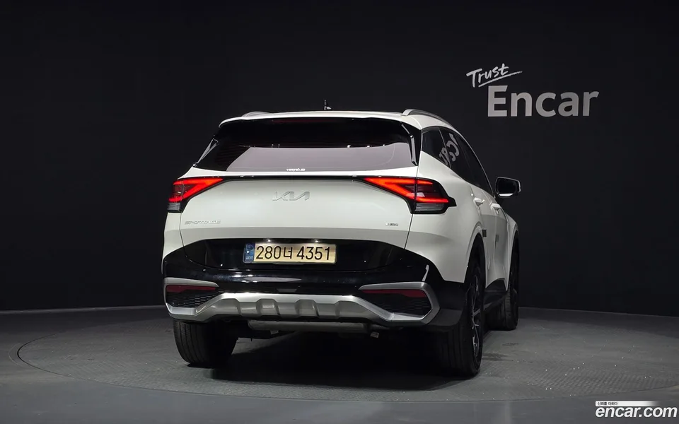 Kia Sportage Hybrid 2WD 2022 — thumbnail 4