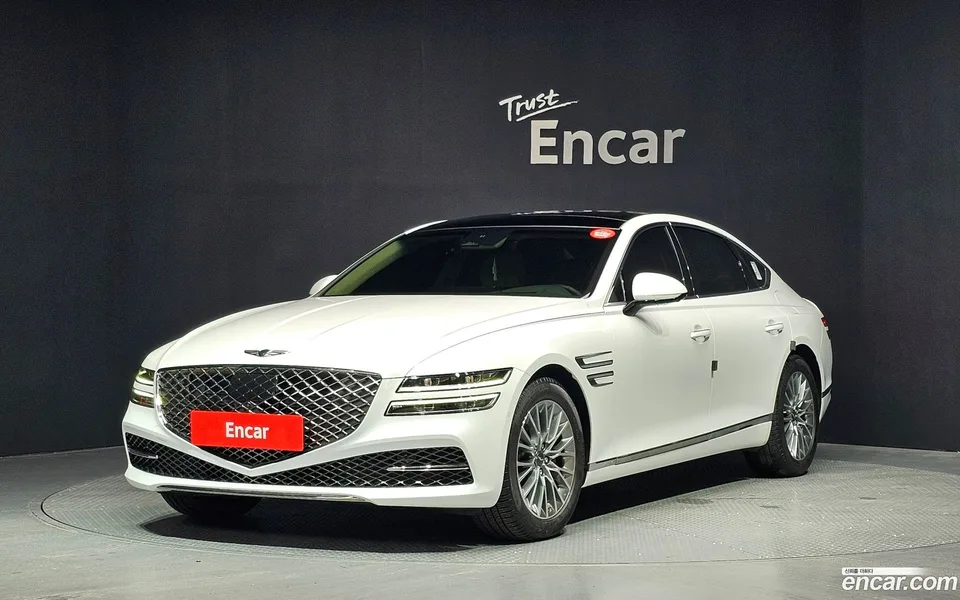 Genesis G80 2.5 2WD 2023 — photo 1, buy with delivery to Moscow