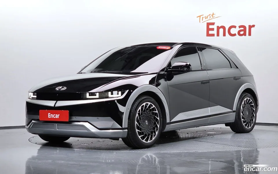 Hyundai Ioniq 5 2023 — photo 1, buy with delivery to Moscow