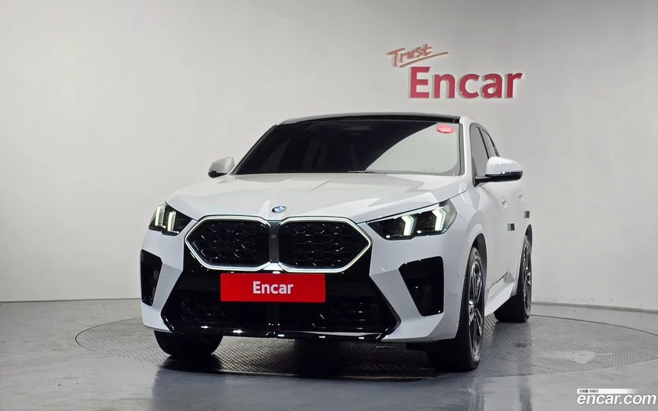 BMW X2 xDrive 20i M 2025 — thumbnail 3