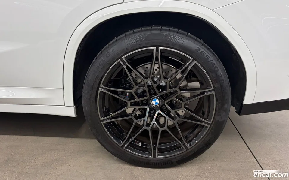 BMW X4 M 3.0 2025 — thumbnail 2