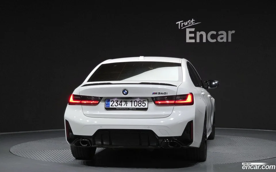 BMW 3 Series M340i 2023 — thumbnail 4