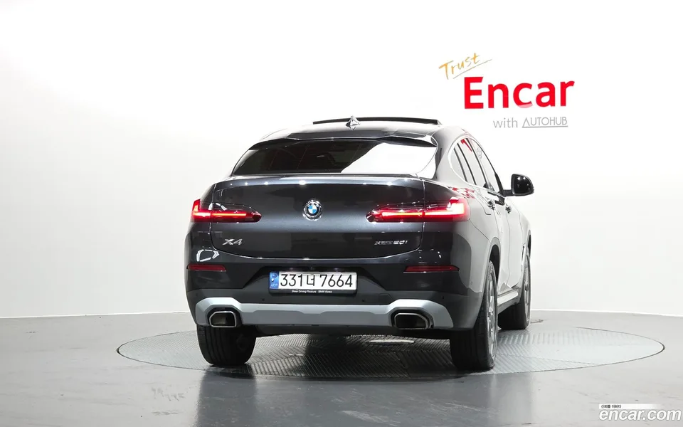 BMW X4 xDrive20i xLine 2022 — thumbnail 4