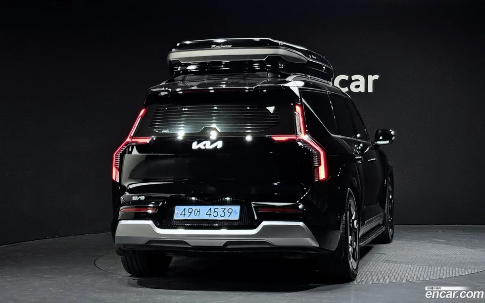 Kia EV9 4WD 2023 — thumbnail 4
