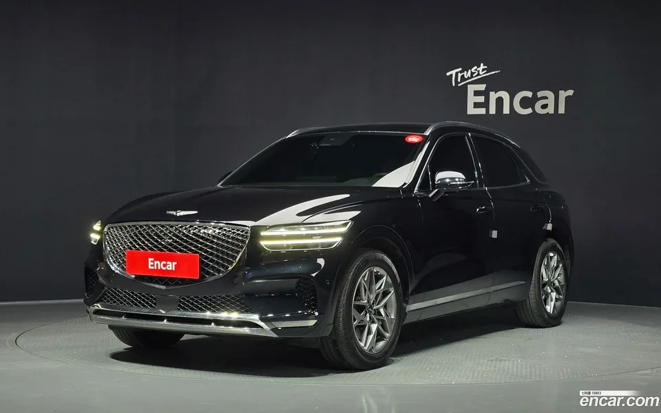 Genesis GV70 2.5T 2WD 2022 — photo 1, buy with delivery to Moscow